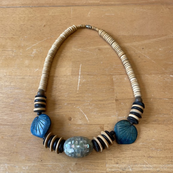 Jewelry - Vintage Tribal Boho Necklace‎ Shell And Mother Of Pearl Inlay Natural Wood
